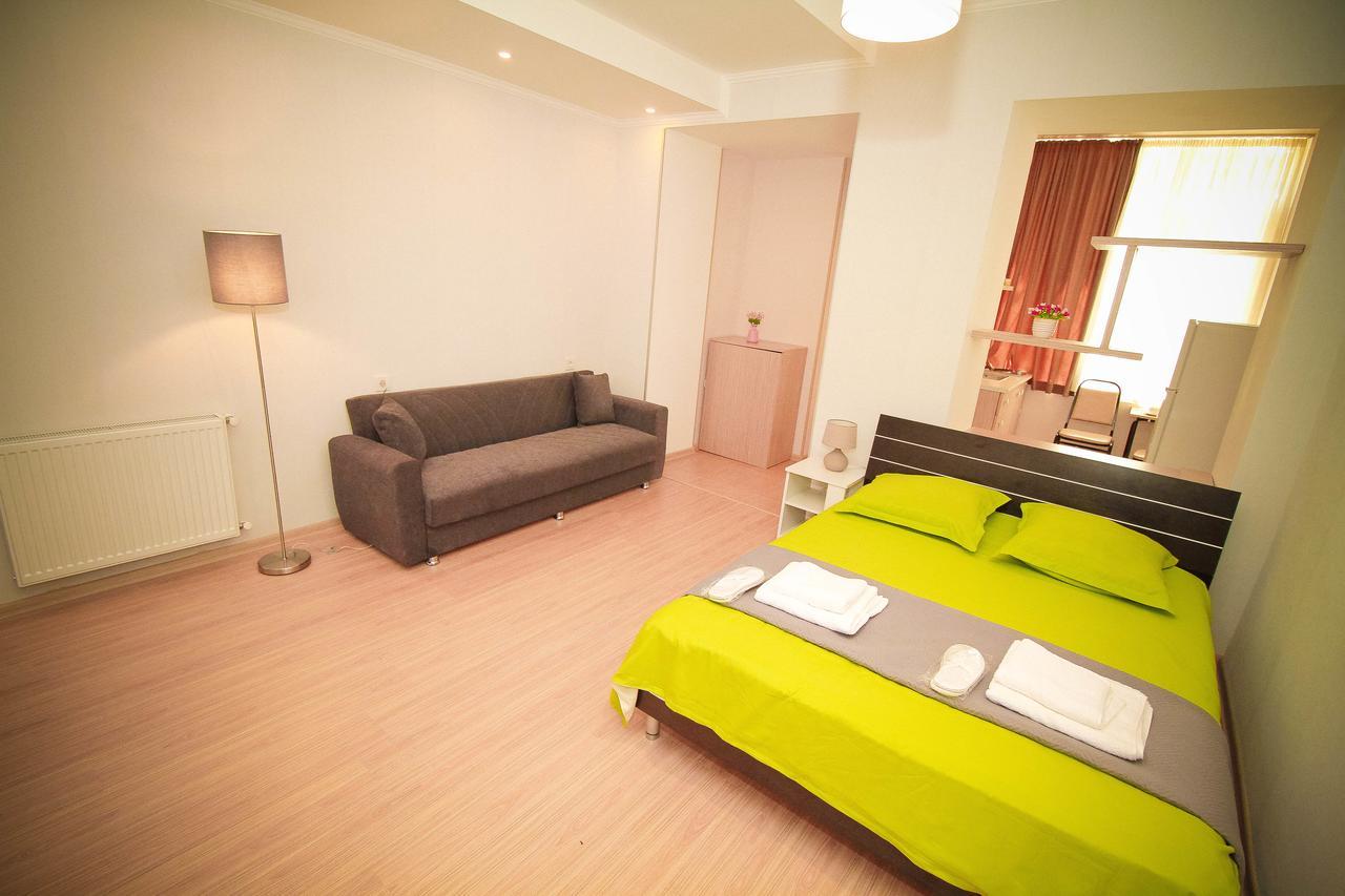 Holiday House Tbilisi Bagian luar foto